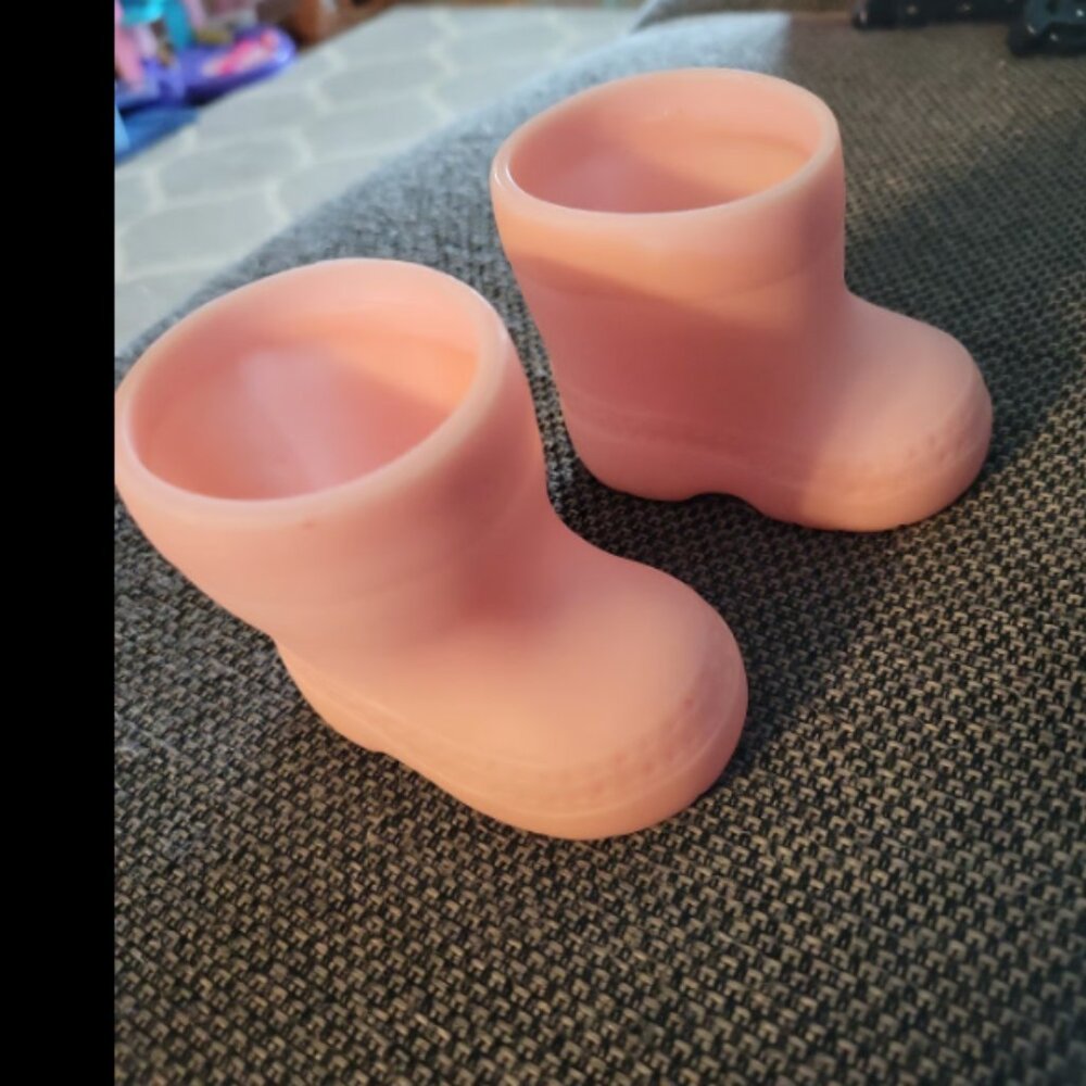 Bayer brand pink doll boots